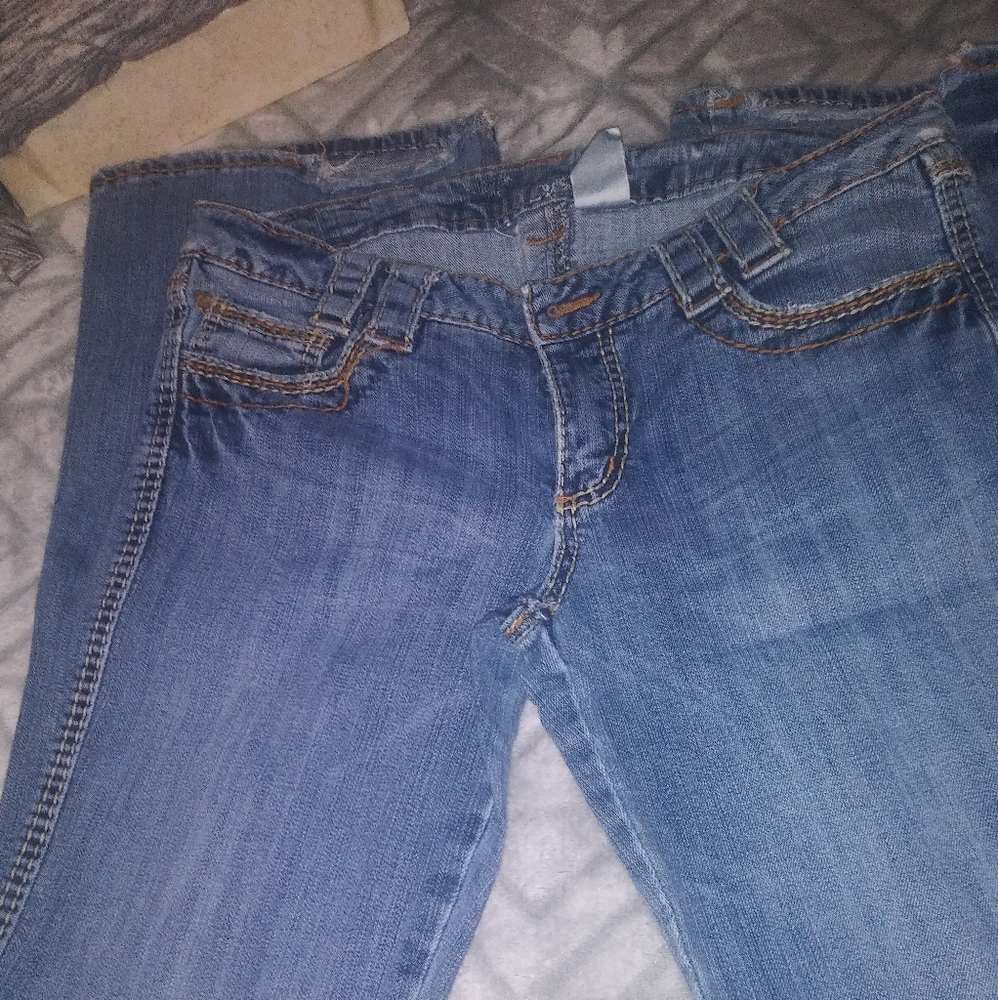 Juniors Jeans